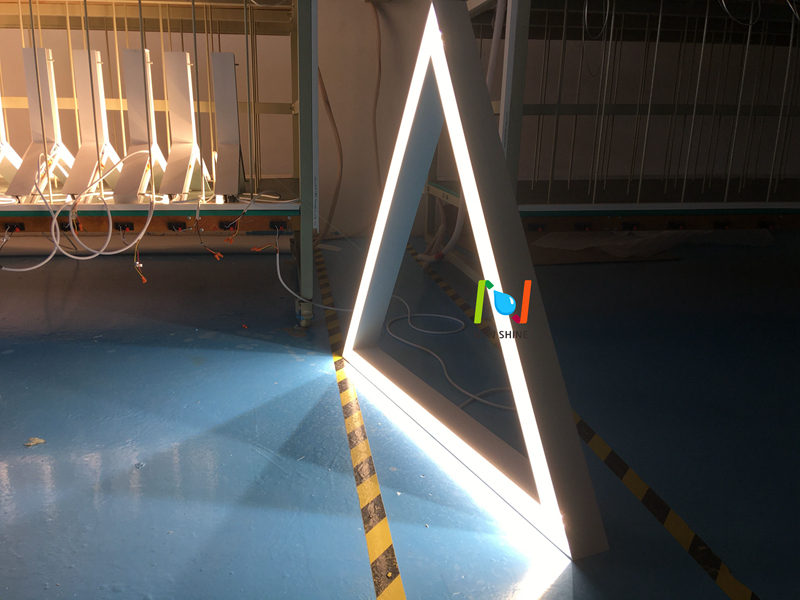 25W hängende dreieckige LED-Leuchten, dekorative Beleuchtung LL0188S-25W