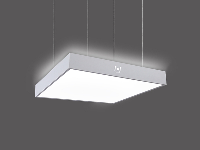 Quadratische LED-Flächenleuchte für kommerzielle Beleuchtung LL0185UDS-120W